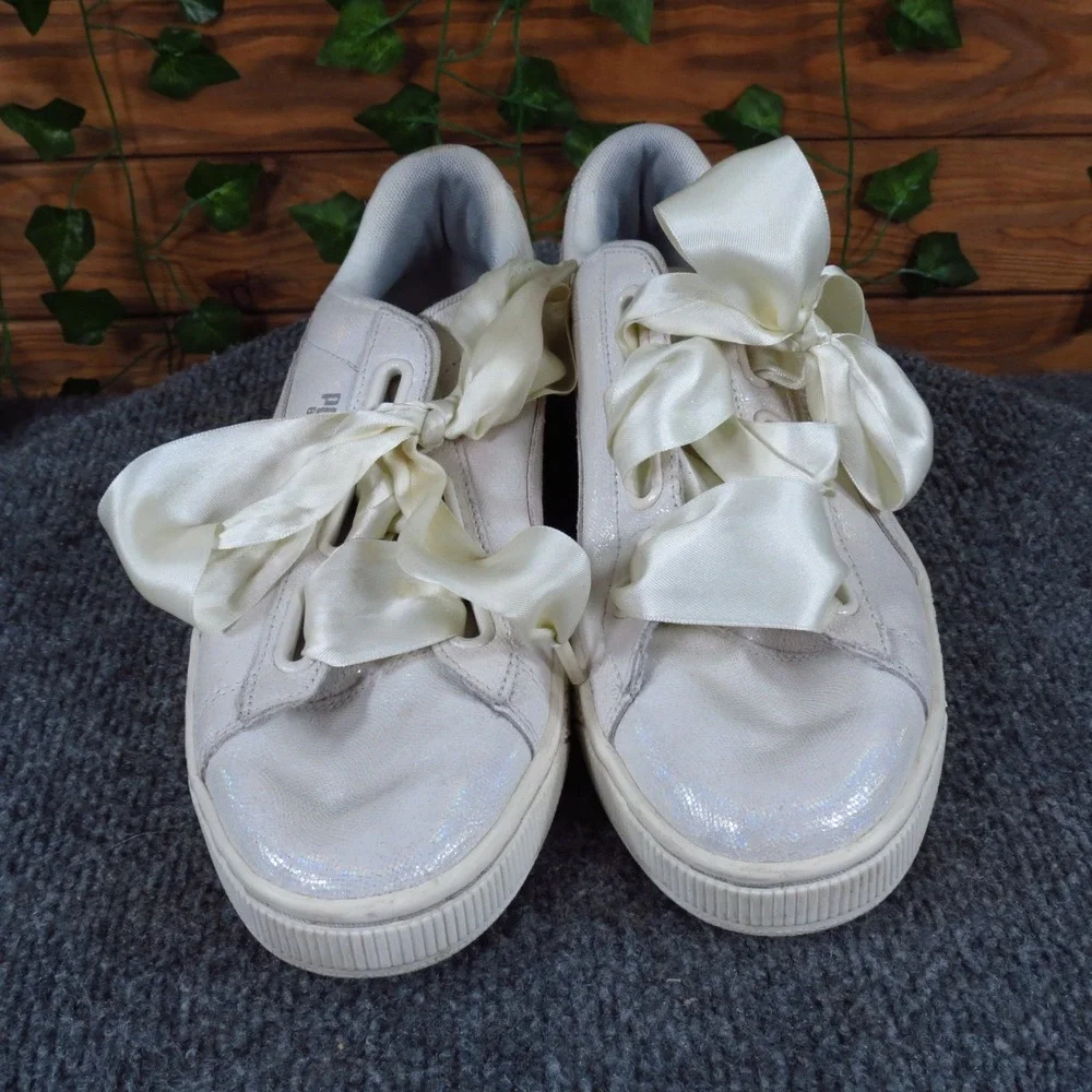 Puma Basket Heart Women Athletic Fashion Sneaker Size 9 White Iridescent Leather